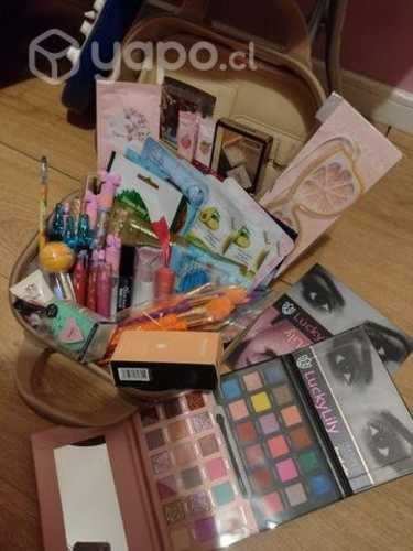 Lote de accesorios de belleza