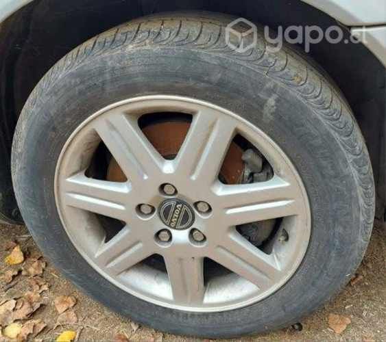 Juego de llantas volvo s40