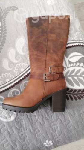 Botas