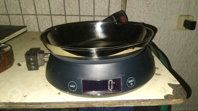 Pesa gramera para dulces