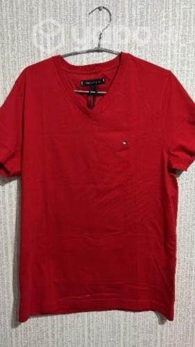 Polera clásica tommy Hilfiger color rojo
