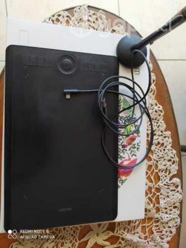Tableta Wacom Intuos Pro Medium