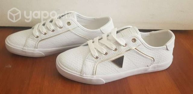 Zapatilla Guess