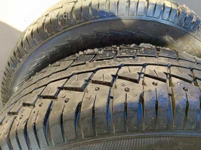 Neumáticos con clavos aro 16