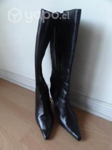 Botas largas de Cuero