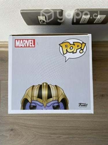Funko pop grande de Thanos