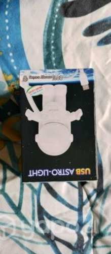 Lampara led usb de astronauta