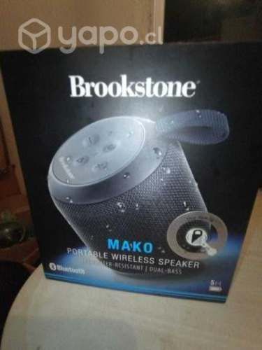 Parlante bluetooth resistente al agua