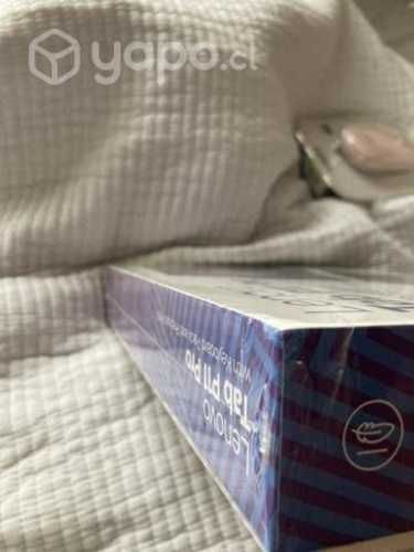 Lenovo Tab P11 Pro, sellada y con lapicera