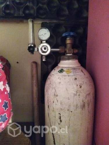 Cilindro de oxigeno impecable