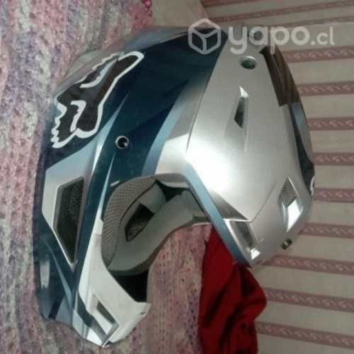 Casco fox