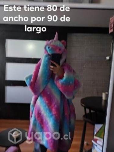 Polerones peluditos gigantes