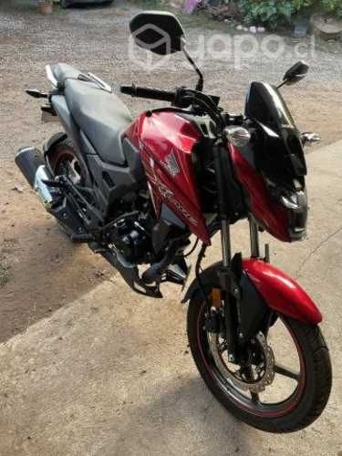 Honda X-blade 160cc