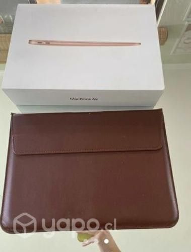 Mc book dorado impecable