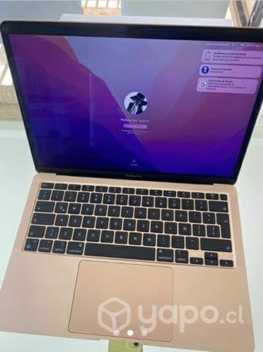 Mc book dorado impecable