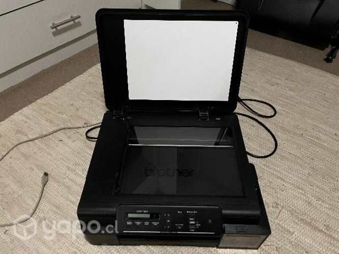 Brother Impresora Multifunción DCPT300