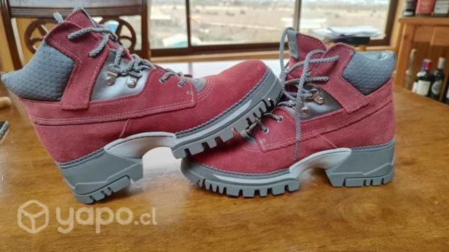 Botines CAT mujer