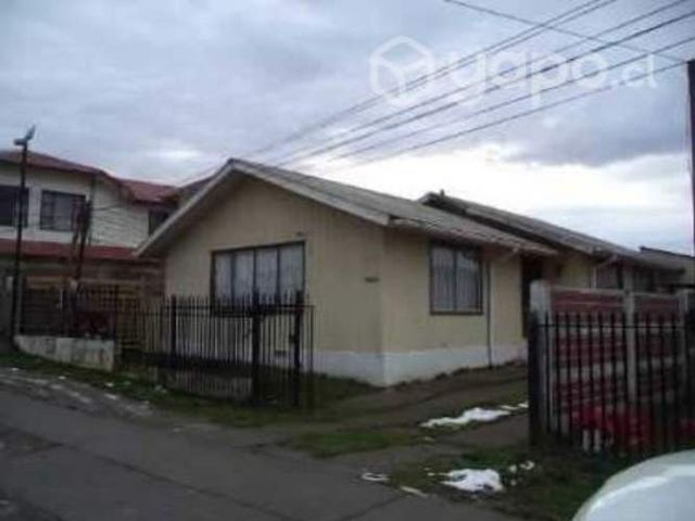 Remate de propiedad de 190m2 con terreno de 730m2