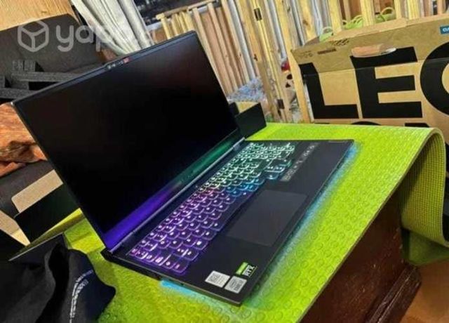 Lenovo Legion 7 240hz RTX 2080 1TB SSD