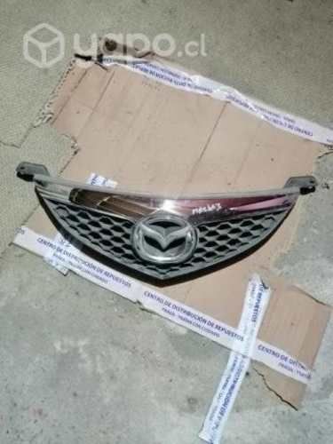Máscara mazda 3