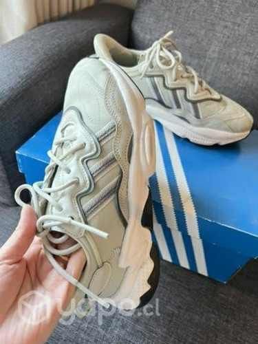 Zapatillas adidas ozweego 36