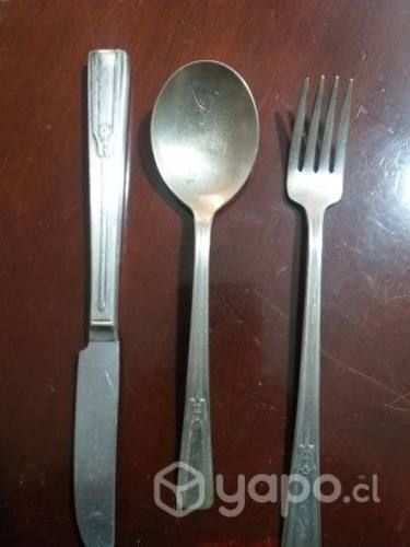 cubiertos de plata