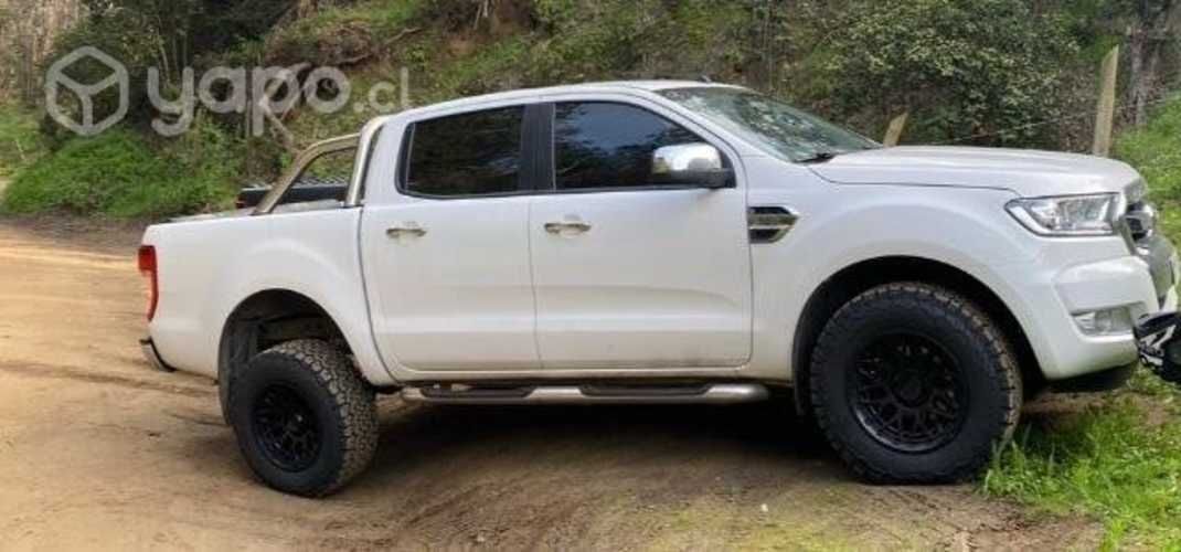 Juego Llantas KMC 17 Originales + Neumaticos BF Go