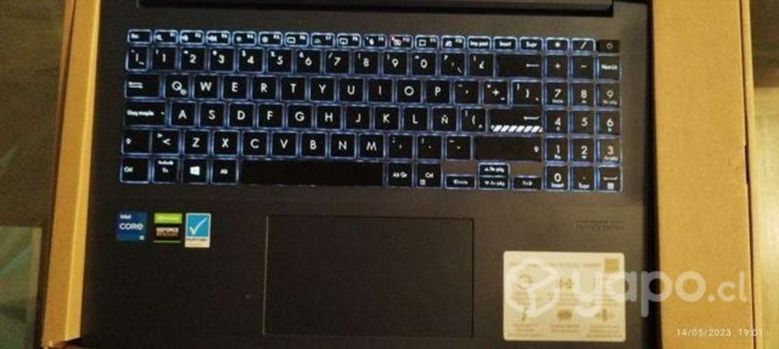 Notebook Asus conversable solo compradores de afta