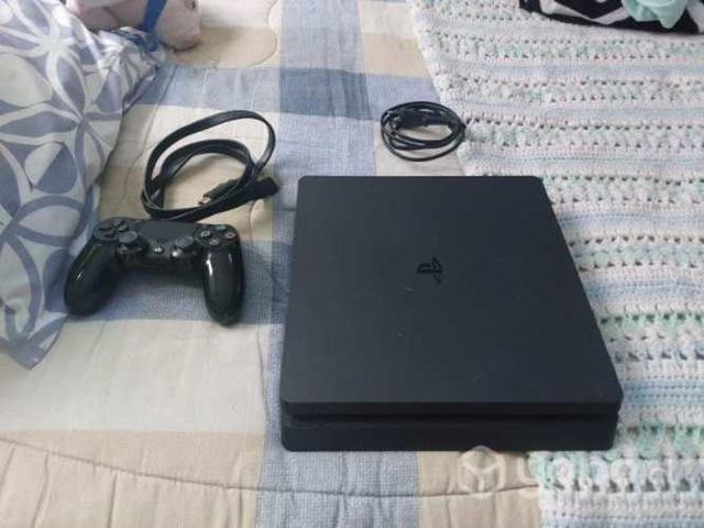 PlayStation 4 Slim 1Tb