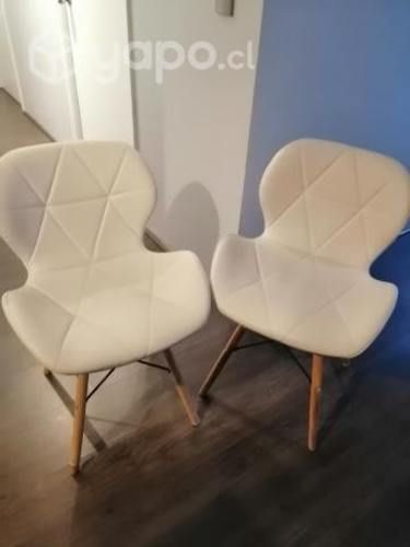 Mesa para manicurista y accesorios