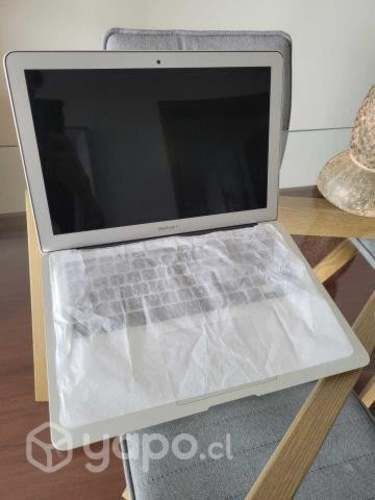 Macbook Air (13-inch, Early 2015)