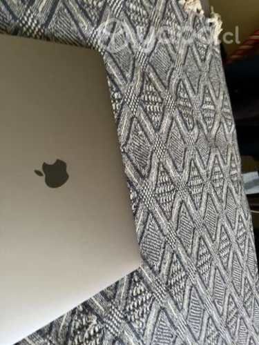 MacBook Pro por renovación sin detalles