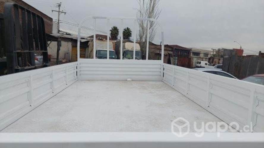 Carrocería Plana con Barandas 