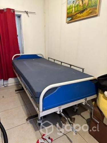 Cama clínica plegable + colchón anti escaras