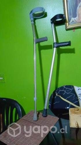 Colchón antiescaras y muletas