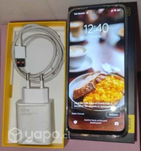 Se vende celular como nuevo, sin uso.