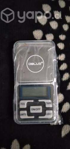 Gramera y cargador iphone