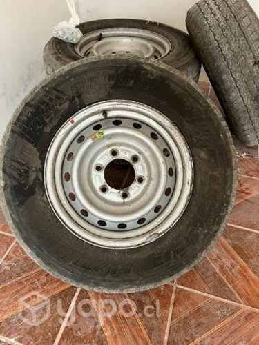 Llantas aro 16 con neumáticos Bridgestone