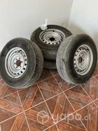Llantas aro 16 con neumáticos Bridgestone