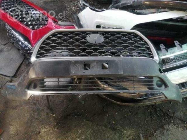 Parachoque delantero inf.+mascara corolla cross