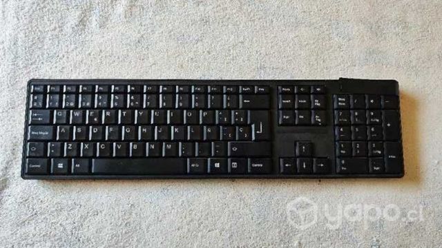 Teclado Genius Bluetooth en buen estado