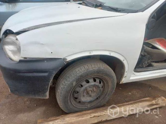Tapabarros chevrolet corsa