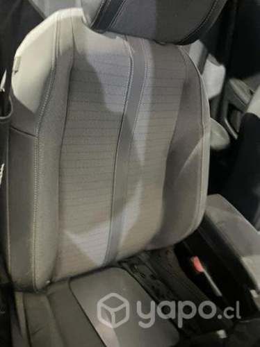 Asiento Peugeot 2008