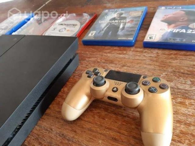 PS4 + 4 Juegos Control Golden