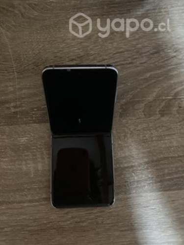 Galaxy z flip 4