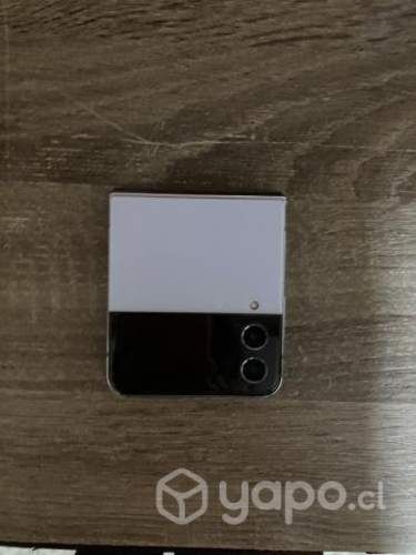Galaxy z flip 4