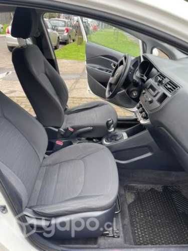 Kia motors rio 2015