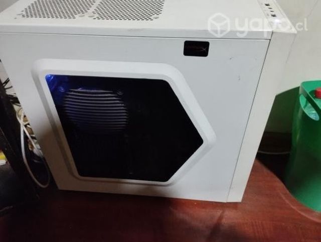 Pc gamer Rx 570 i3 7100 con monitor 144