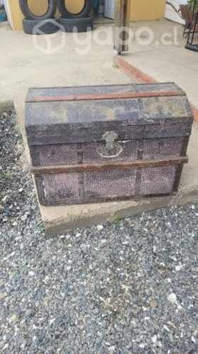 Baúl antiguo años 40