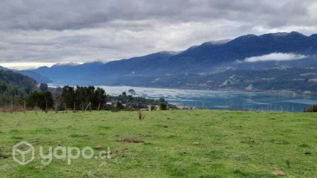 Terreno con vista al mar y bosque Cochamó